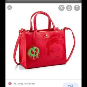 ISO snow white satchel pleassee